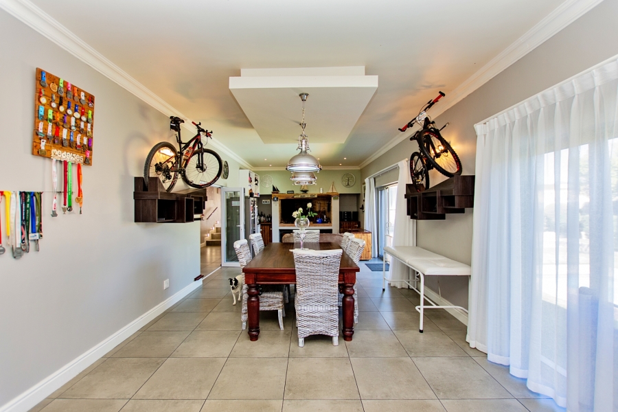 5 Bedroom Property for Sale in Myburgh Park Western Cape